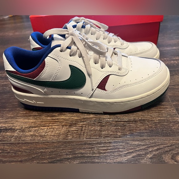 Nike Gamma Force 
Gently Worn - Picture 2 of 9